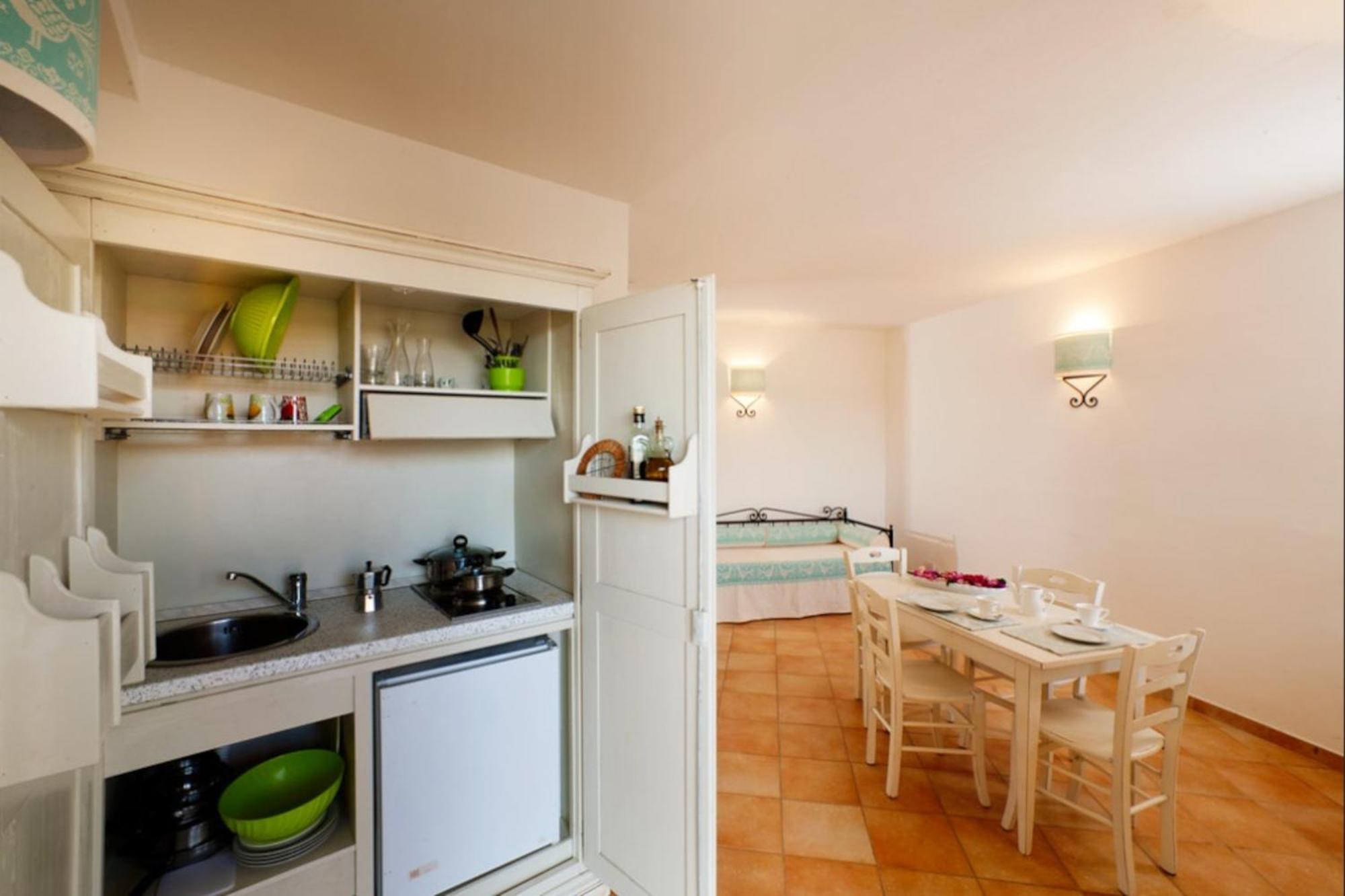 Residence Baia Dei Mirti Vignola Mare المظهر الخارجي الصورة