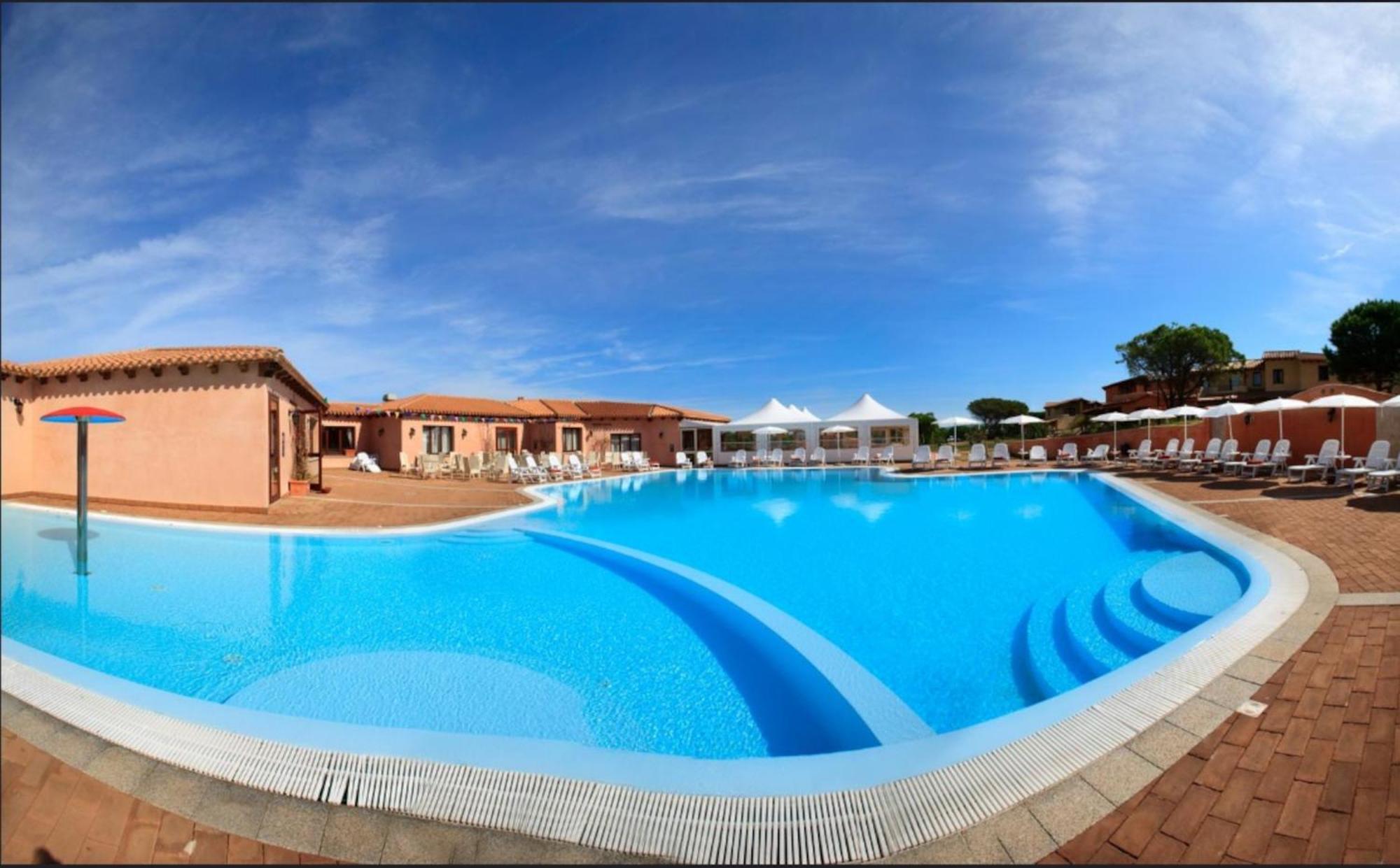 Residence Baia Dei Mirti Vignola Mare المظهر الخارجي الصورة