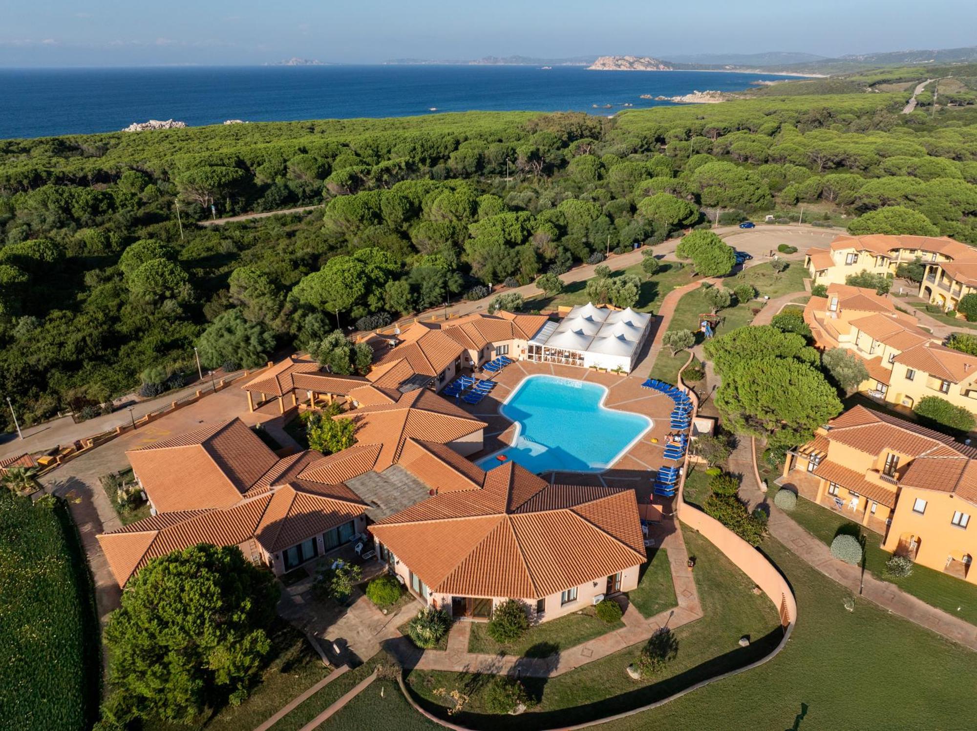 Residence Baia Dei Mirti Vignola Mare المظهر الخارجي الصورة