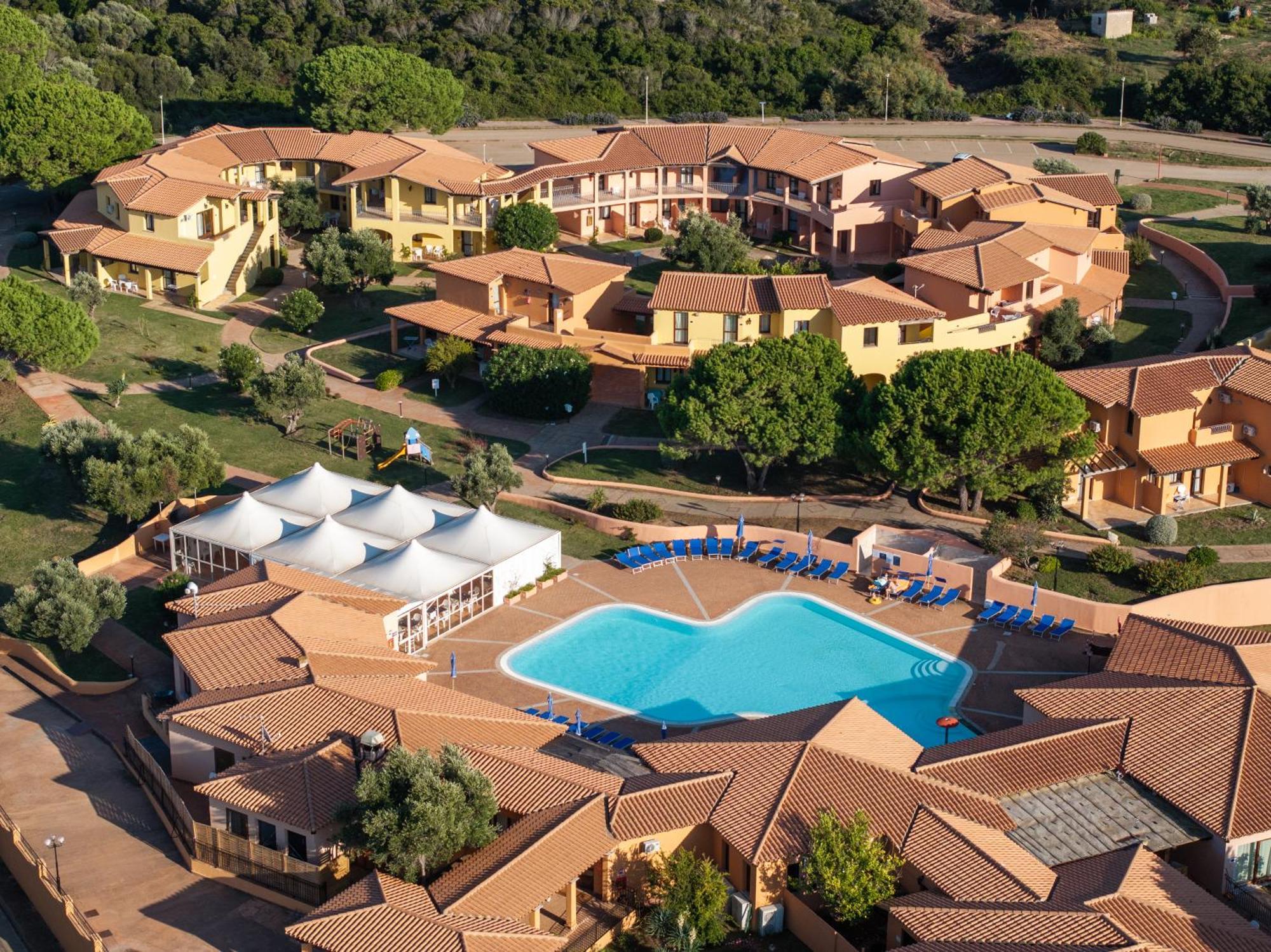 Residence Baia Dei Mirti Vignola Mare المظهر الخارجي الصورة