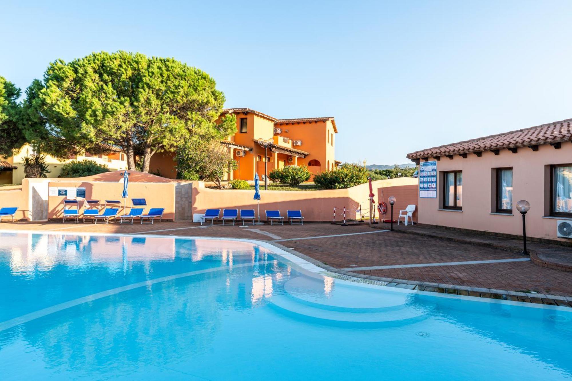 Residence Baia Dei Mirti Vignola Mare المظهر الخارجي الصورة