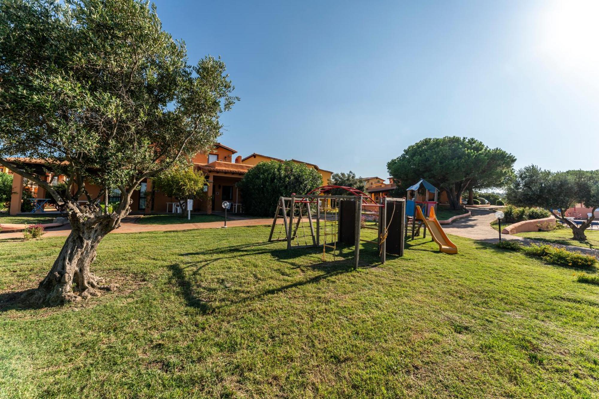 Residence Baia Dei Mirti Vignola Mare المظهر الخارجي الصورة